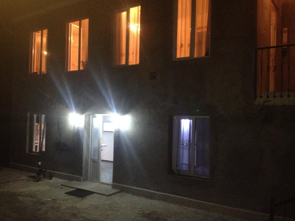 Guest House Maxim Махинари Екстериор снимка