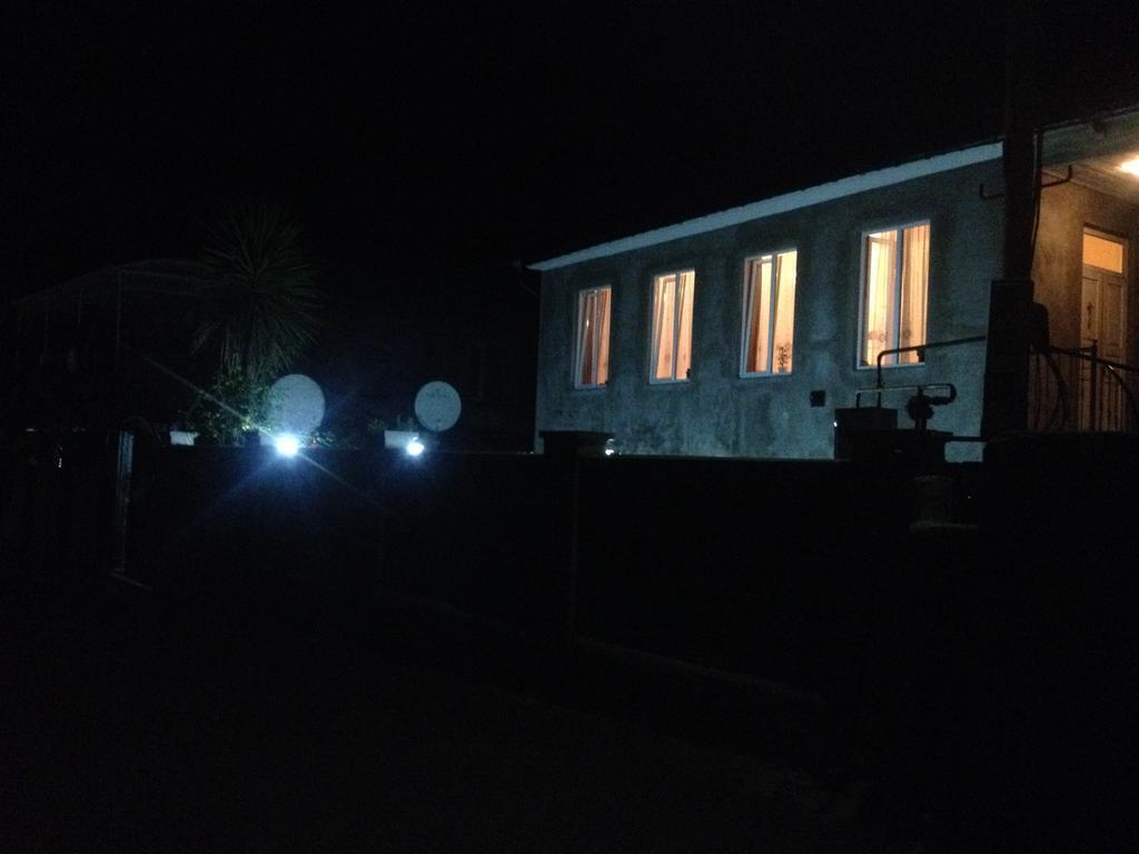 Guest House Maxim Махинари Екстериор снимка
